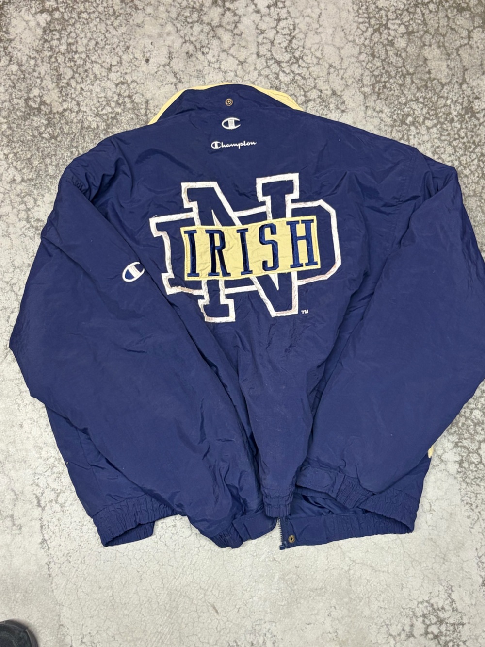 Vintage Champion Notre Dame Fighting Irish Puffer Jacket Size XL
